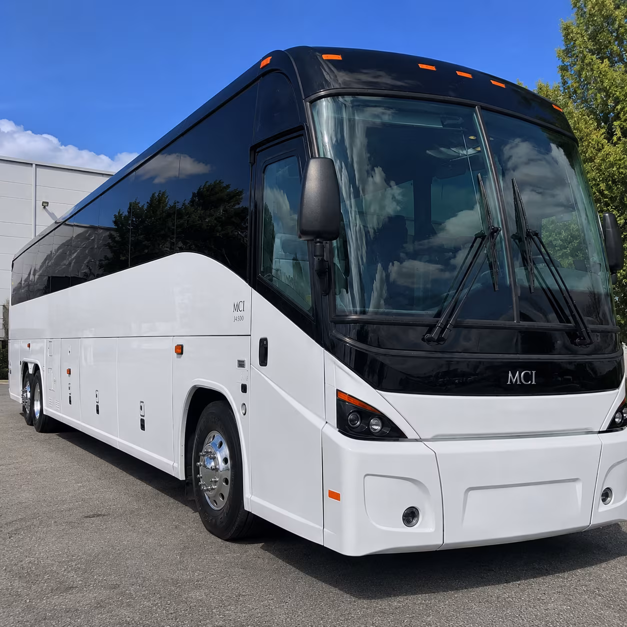 high desert commuter shuttles that beat the i 15 every morning